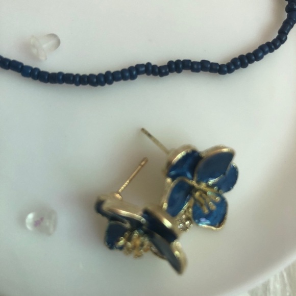 Beautiful blue flower earrings +matching bracelet - Picture 5 of 5